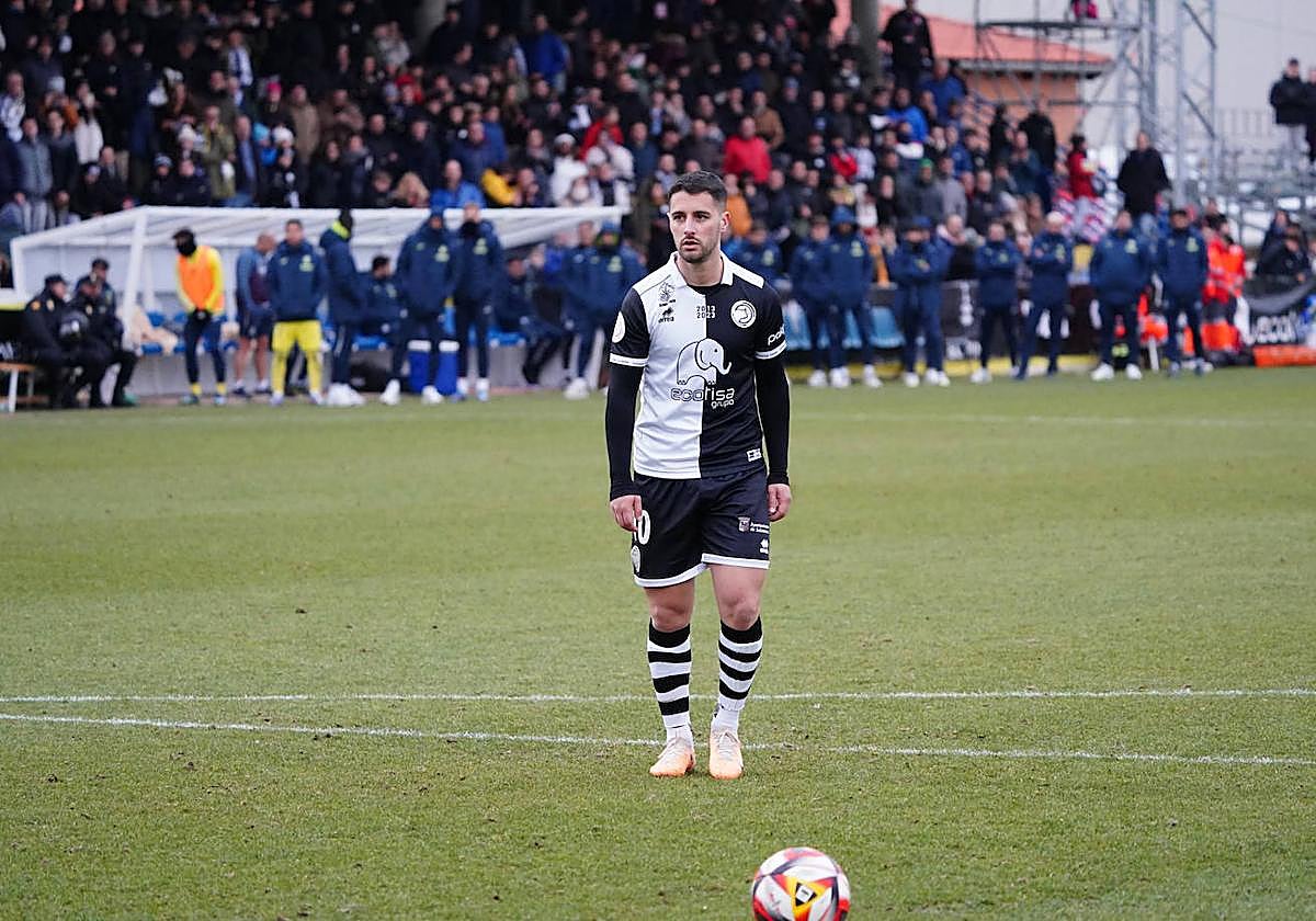 Manu Ramírez, antes de la ejecución de un penalti.