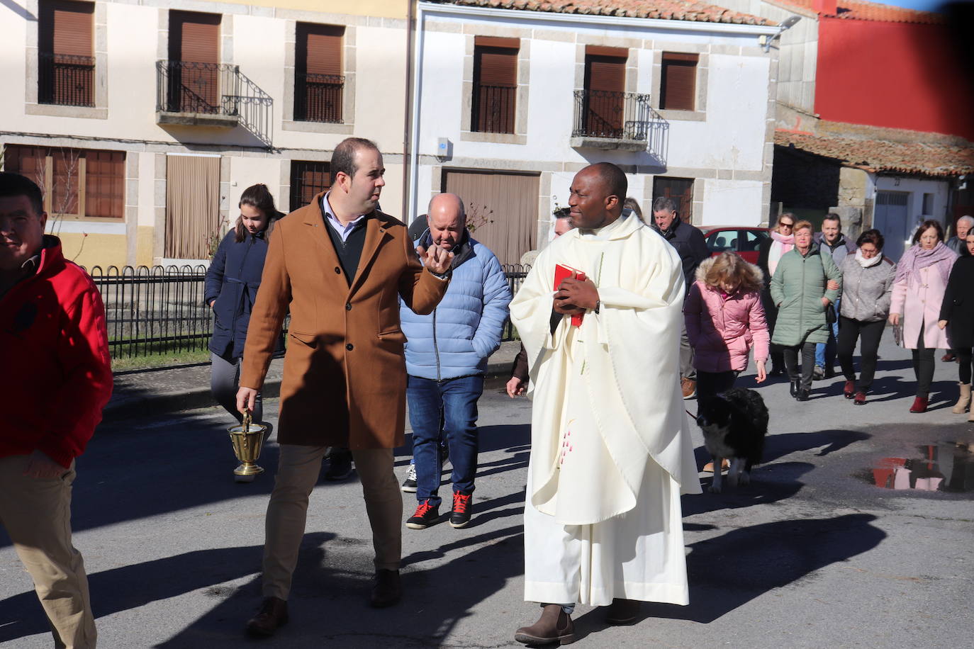 Peromingo no falta a su cita con la fiesta de San Antón