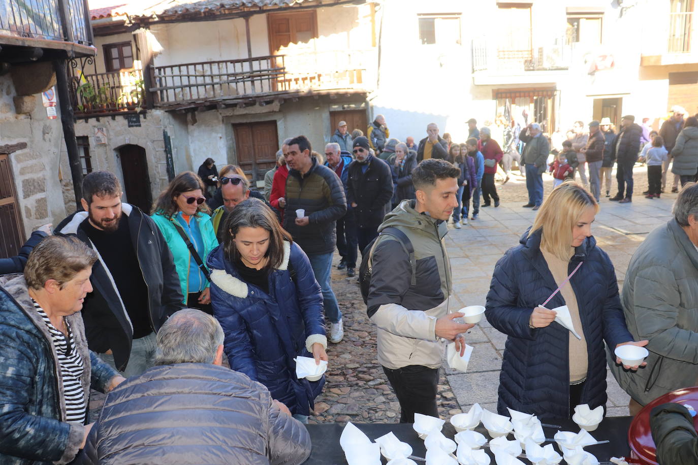 Sabores matanceros para despedir un animado fin de semana en San Esteban de la Sierra