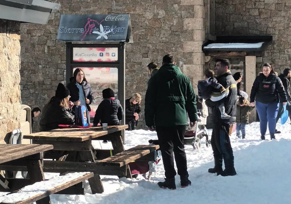 Espléndido fin de semana en La Covatilla a pesar de tener las pistas cerradas