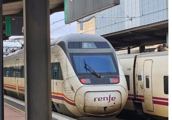 Alvia estacionado en la estación salmantina.