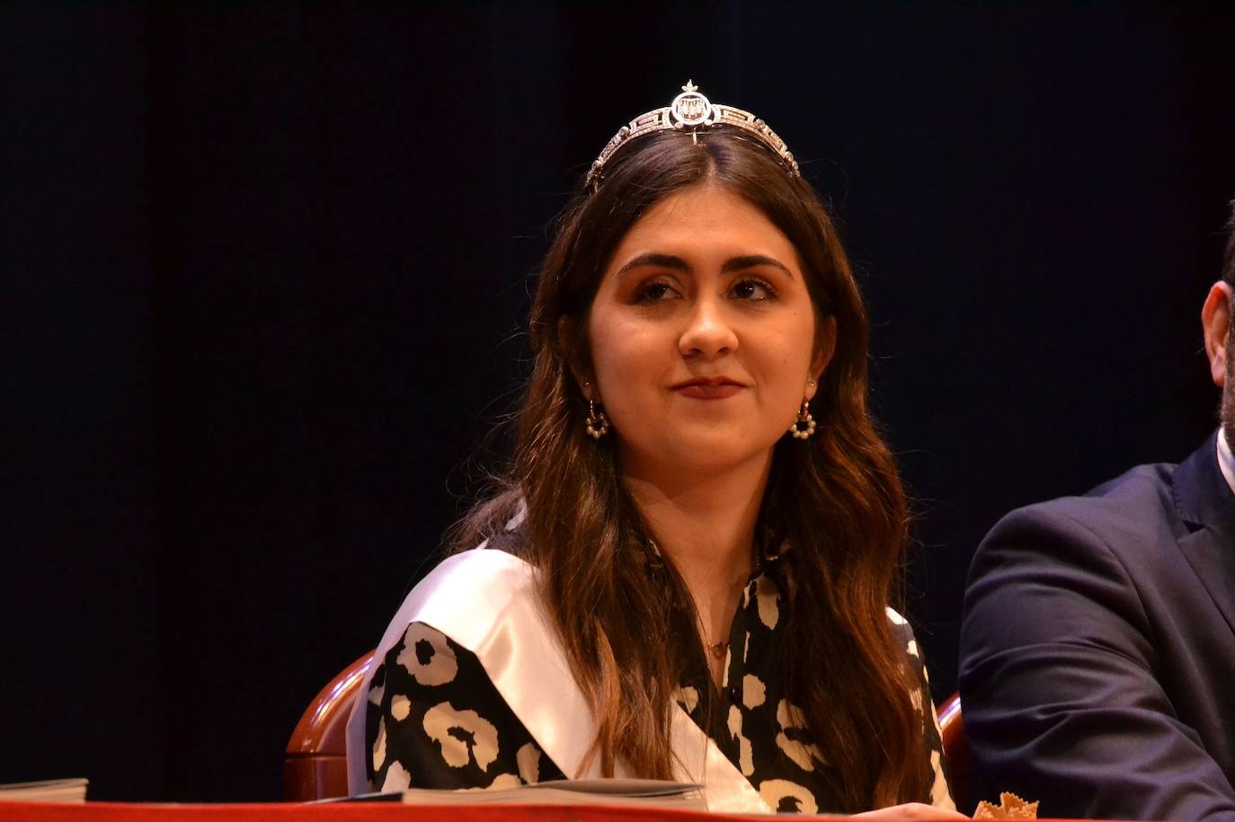 La reina y las damas del Carnaval comienzan su reinado