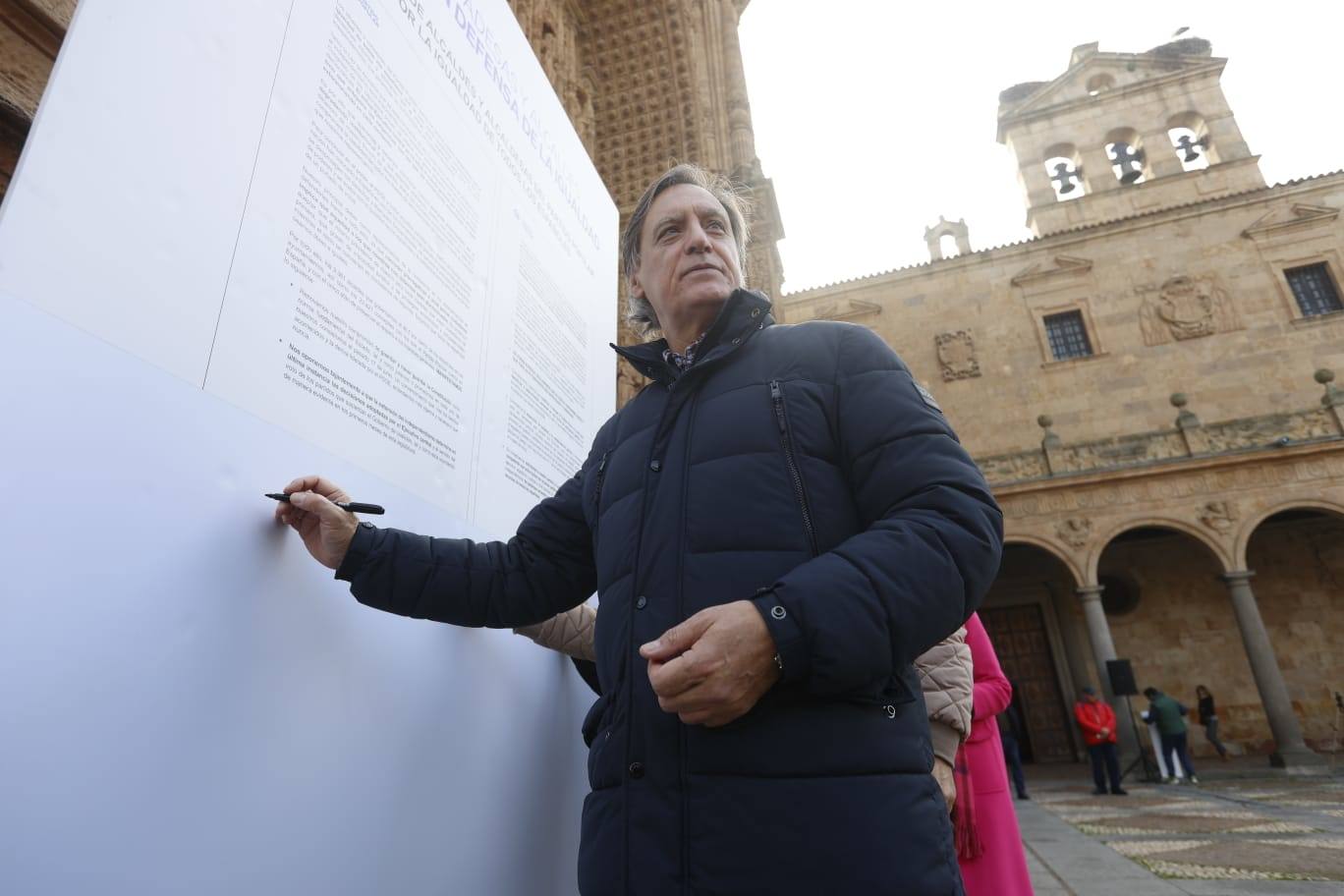 Alcaldes de toda la provincia de Salamanca firman el manifiesto por la igualdad entre territorios españoles