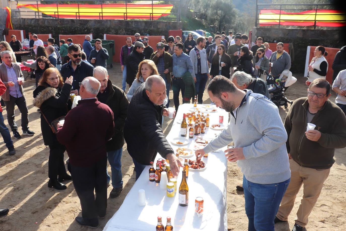 San Valero cede el paso a Las Candelas en las fiestas de Valero