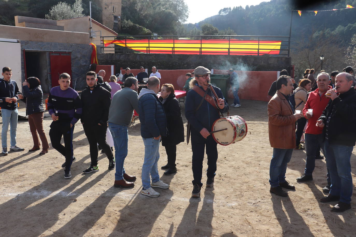 San Valero cede el paso a Las Candelas en las fiestas de Valero