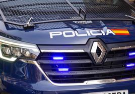 Un coche de la Policía Nacional en Salamanca.