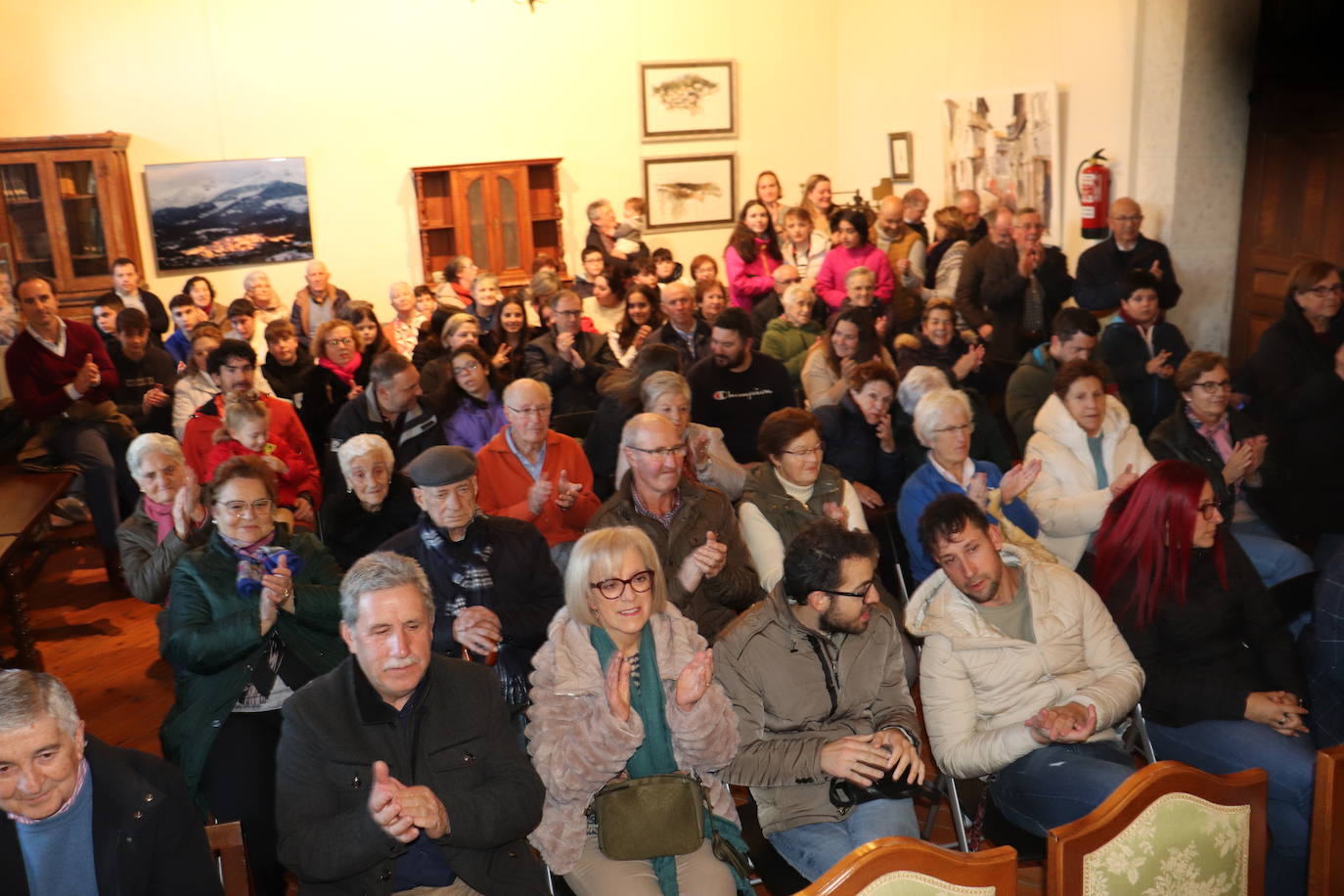 Candelario reconoce a sus choriceros de honor 2024