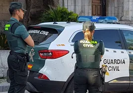 Agentes de la Guardia Civil.