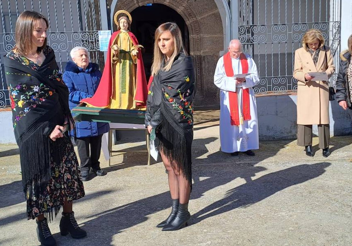 Aldeavieja de Tormes cumple con la tradición y celebra la festividad de Santa Águeda