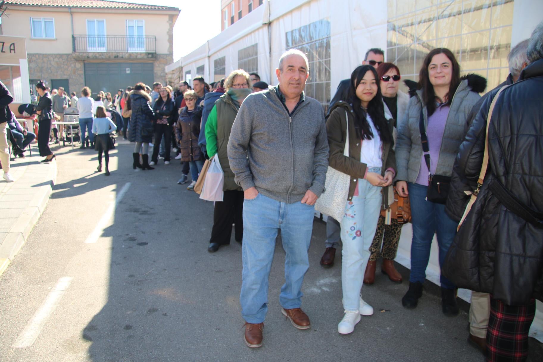 Castellanos goza del día de fiesta con las águedas y el convite de las chichas