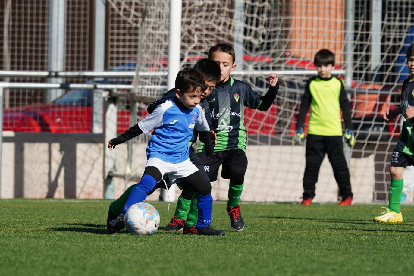 Las mejores imágenes de la jornada 14 del fútbol base en Salamanca