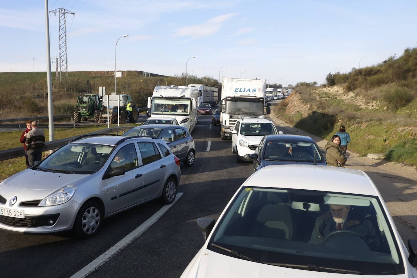 Las protestas de los agricultores y ganaderos por las calles de Salamanca, en imágenes