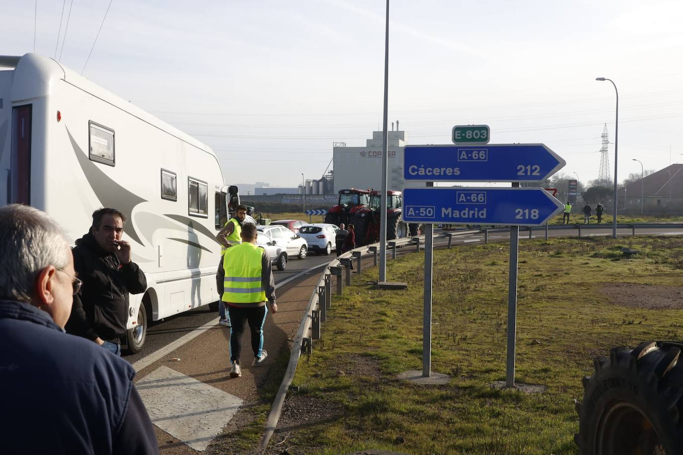 Las protestas de los agricultores y ganaderos por las calles de Salamanca, en imágenes