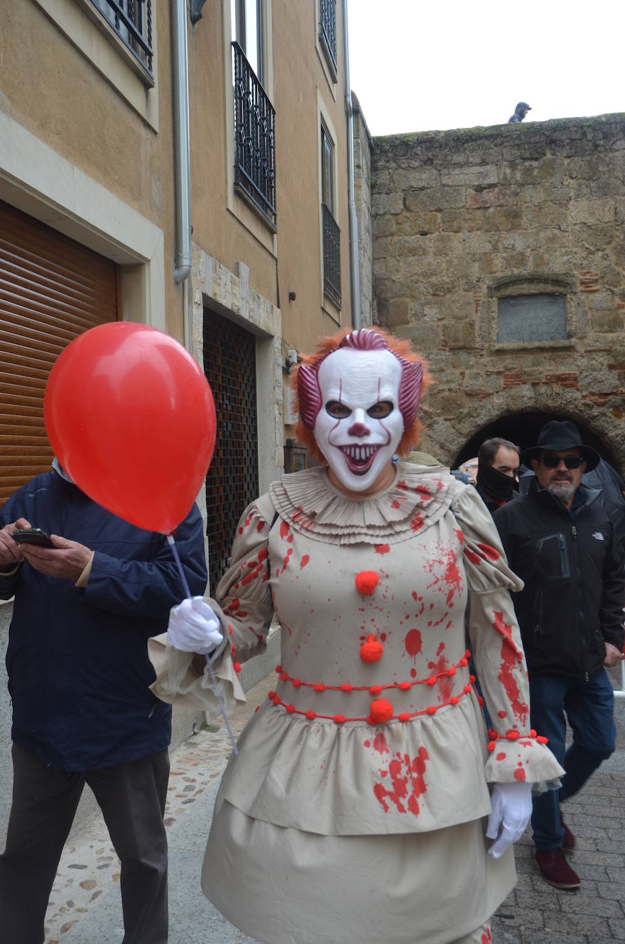 Disfraces y frenesí en el Sábado de Carnaval