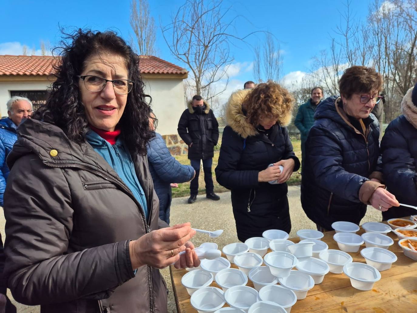 Degustaciones y demostraciones en la fiesta de la matanza de Rágama