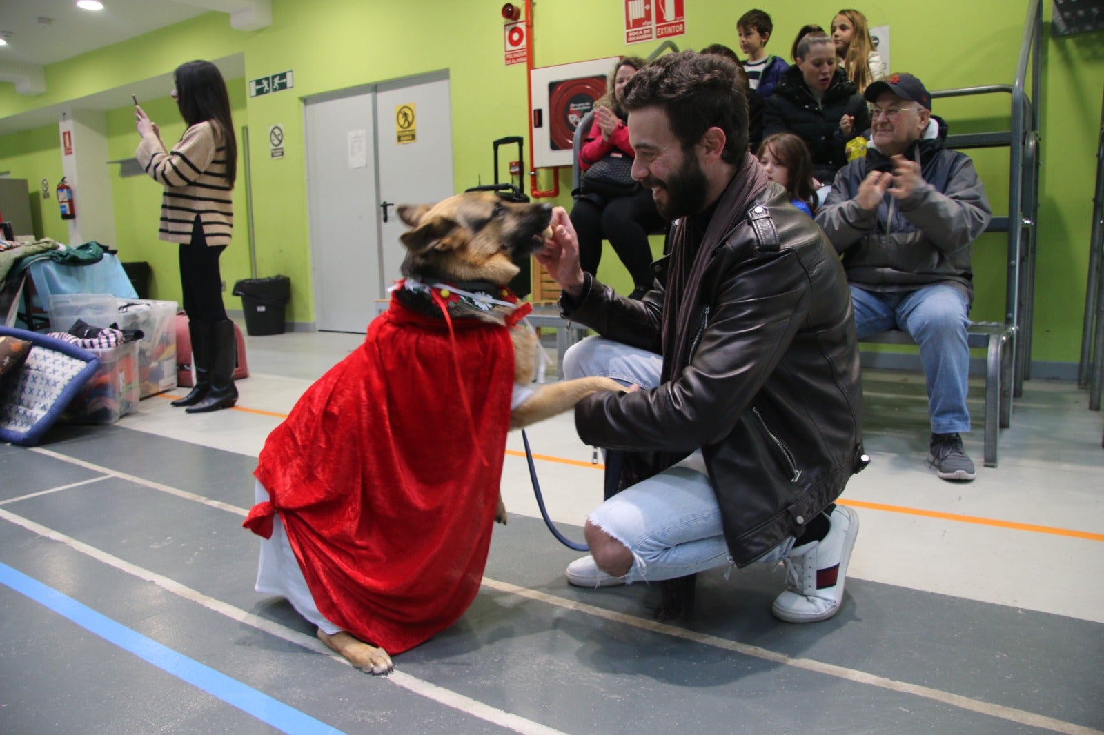 Primeros compases carnavaleros en los municipios del alfoz