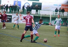 El Guijuelo cae con mérito ante el Pontevedra (1-2)