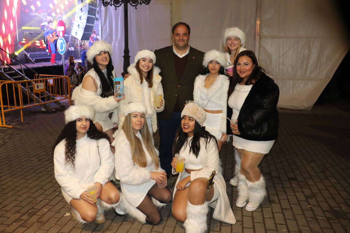 Guijuelo disfruta de una animada noche de Carnaval