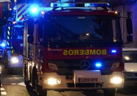 Un incendio en una nave de Matilla de los Caños obliga a los bomberos a actuar de madrugada