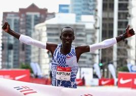 Muere a los 24 años Kelvin Kiptum, plusmarquista mundial de maratón