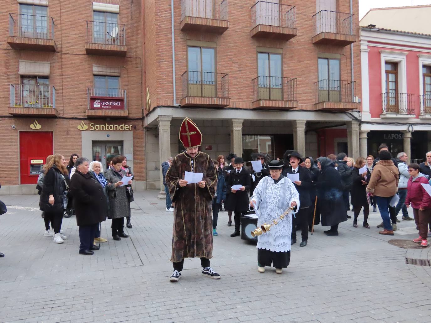 El entierro de la sardina pone el punto final a un divertido carnaval en Peñaranda