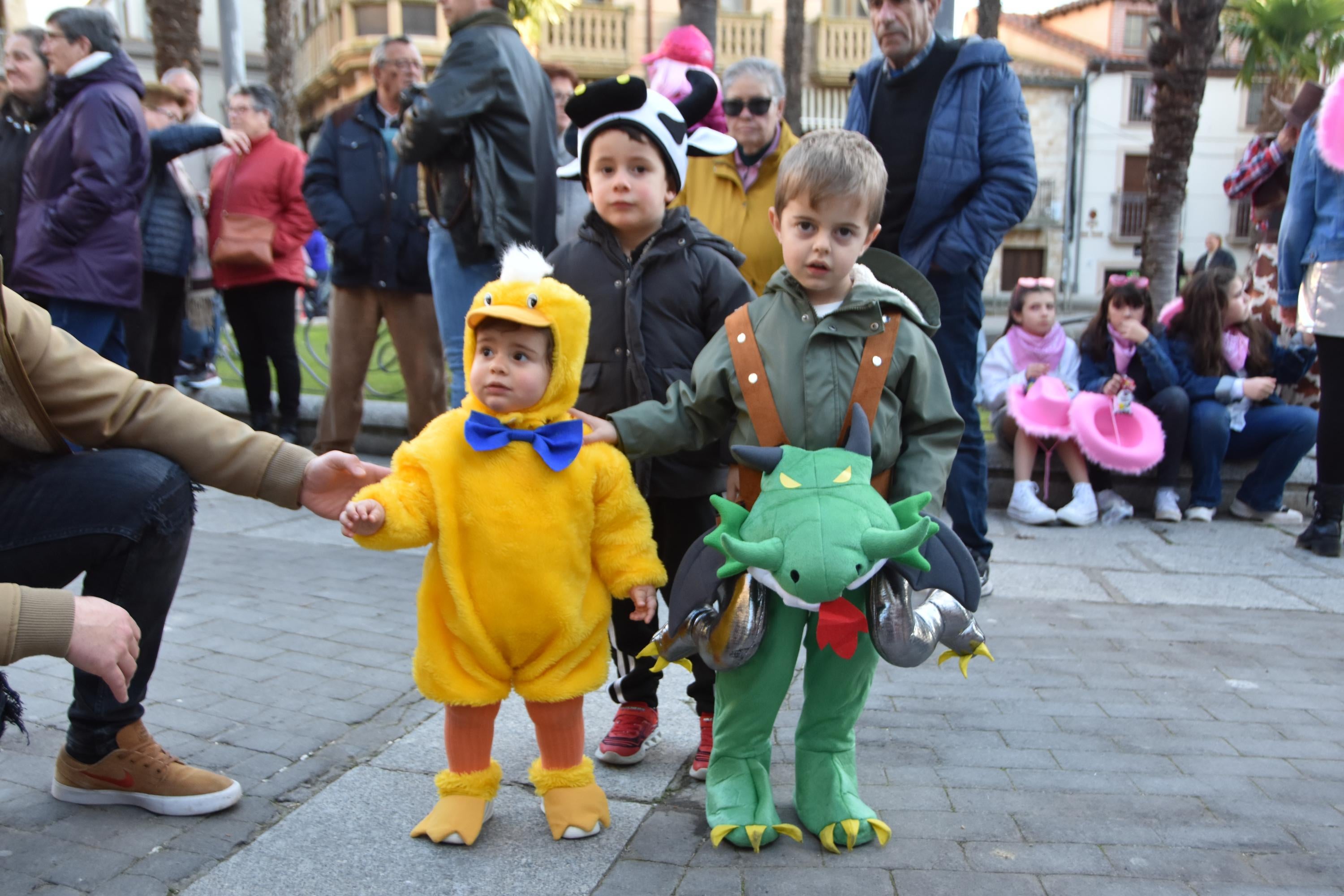 Alba desborda ingenio en Carnaval