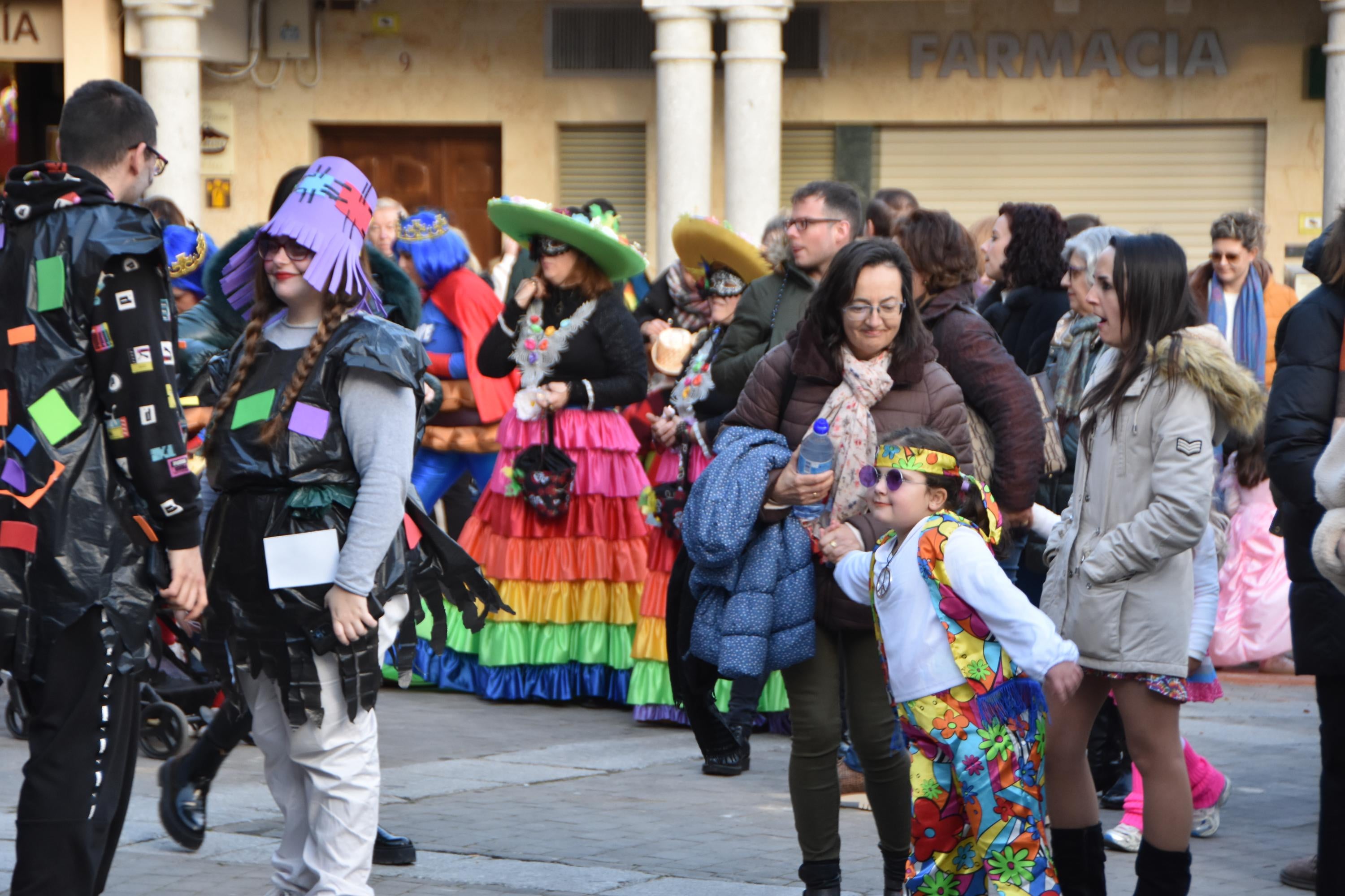 Alba desborda ingenio en Carnaval