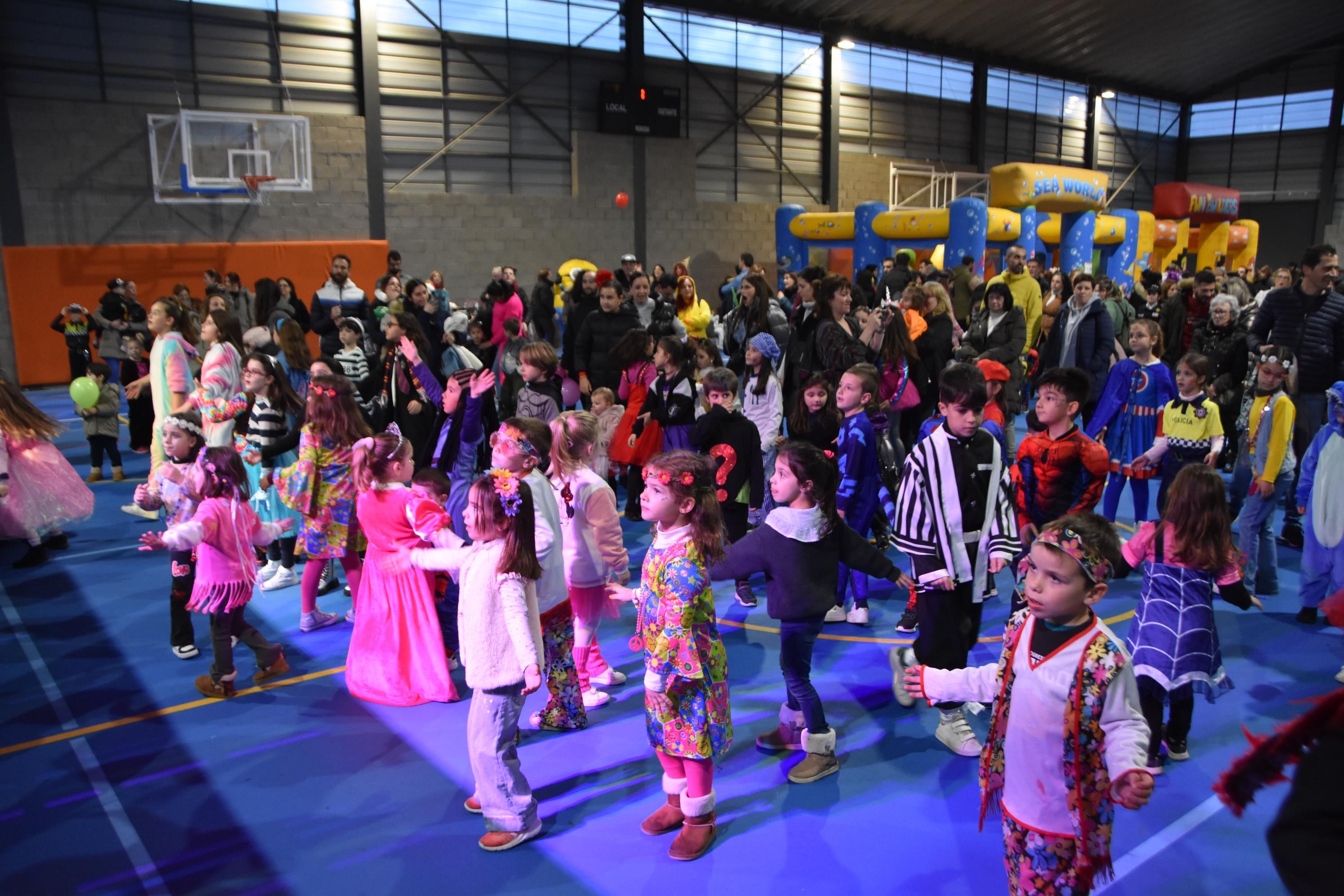 Una divertida tarde carnavalera en familia en Carbajosa de la Sagrada