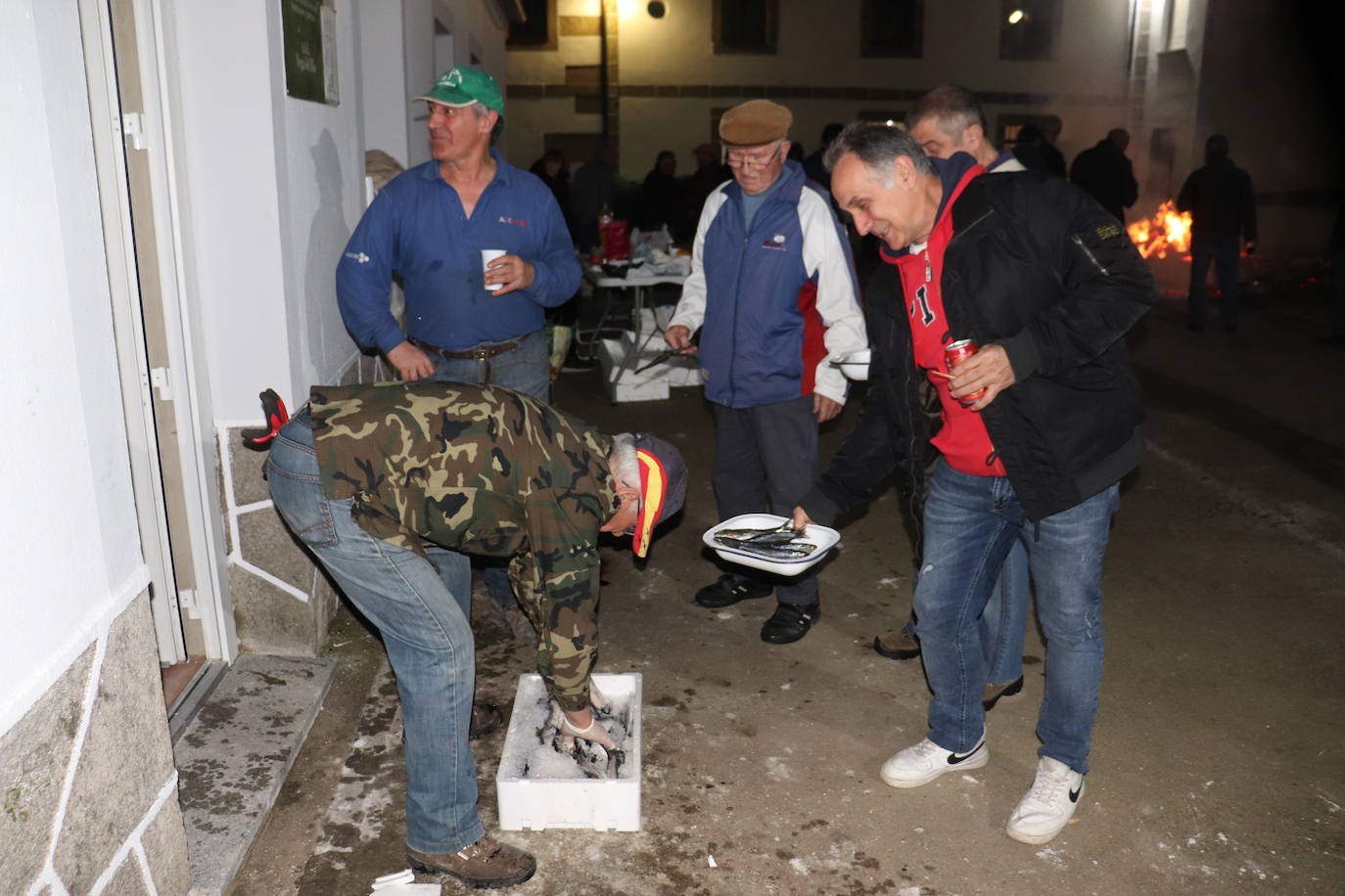 Sardinada para despedir los carnavales en Lagunilla