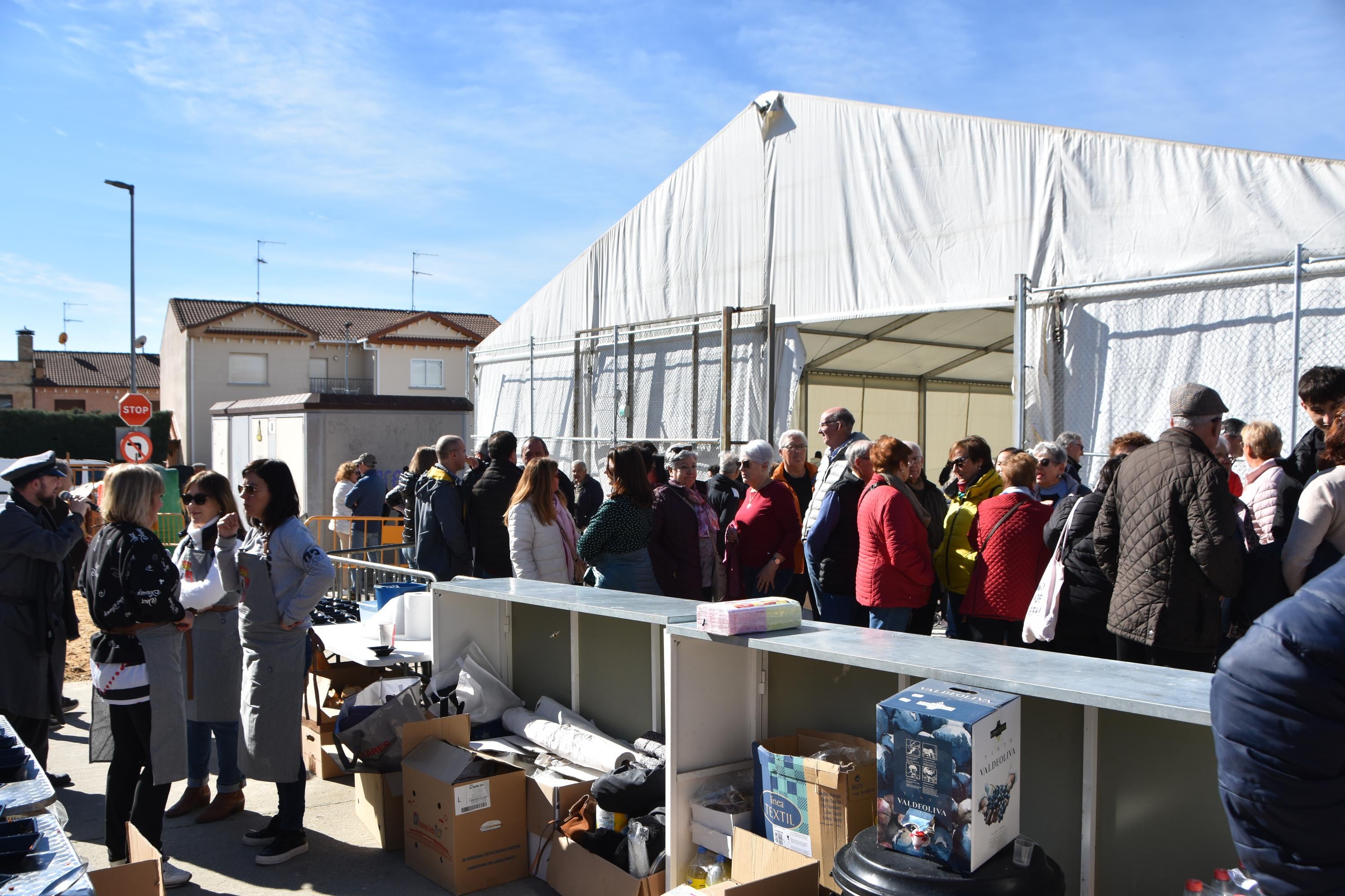 Más de 500 personas participan en la primera matanza celebrada en Cabrerizos