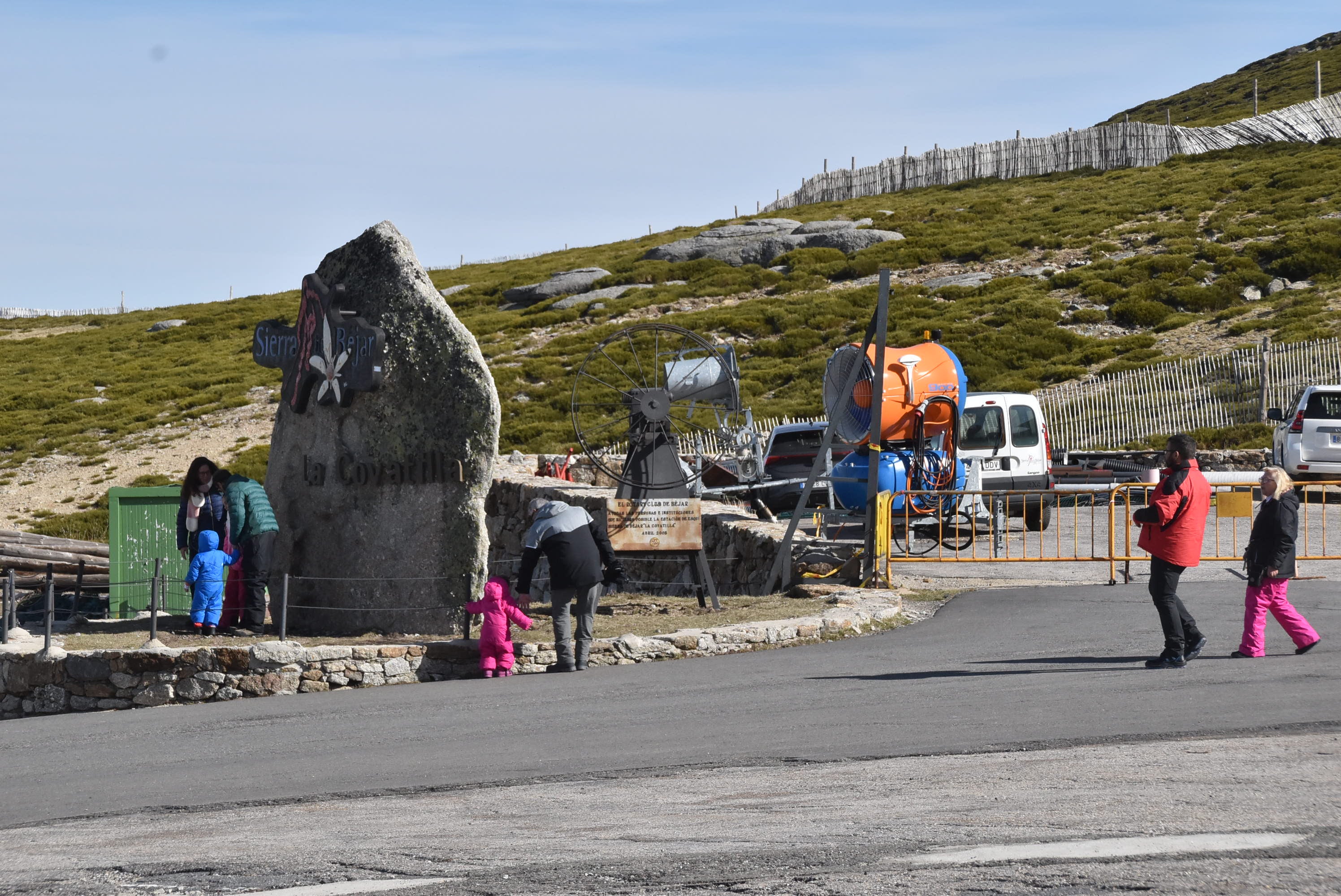 La Covatilla aprovecha el tirón turístico del telesilla y abre una pista para el esquí en la cota alta