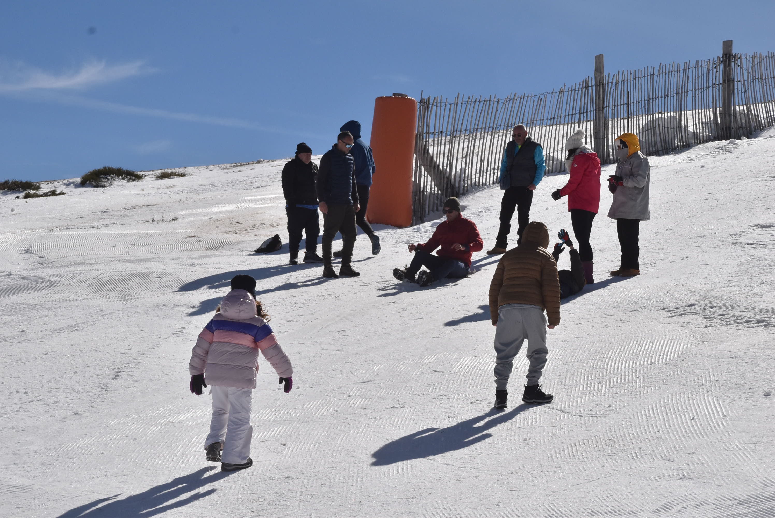 La Covatilla aprovecha el tirón turístico del telesilla y abre una pista para el esquí en la cota alta