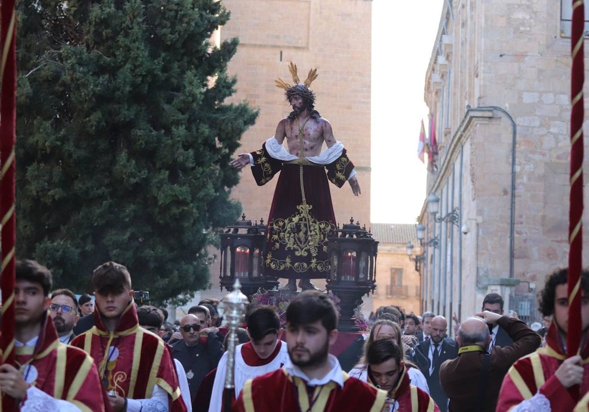 La solemnidad de Jesús Despojado recorre las calles salmantinas