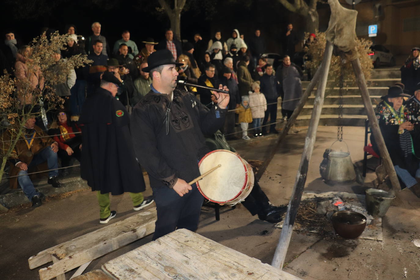 Guijuelo disfruta de su matanza nocturna