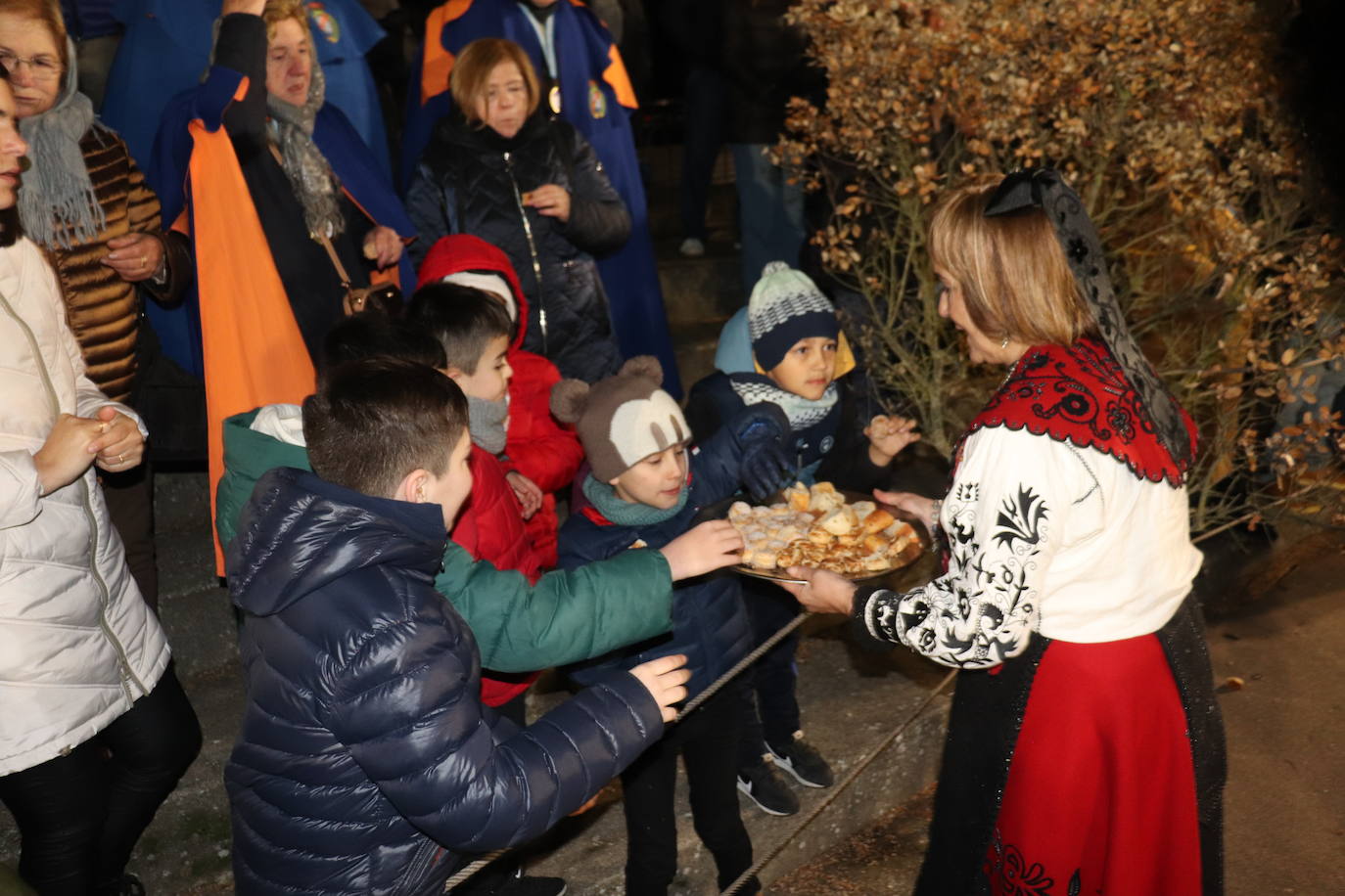 Guijuelo disfruta de su matanza nocturna