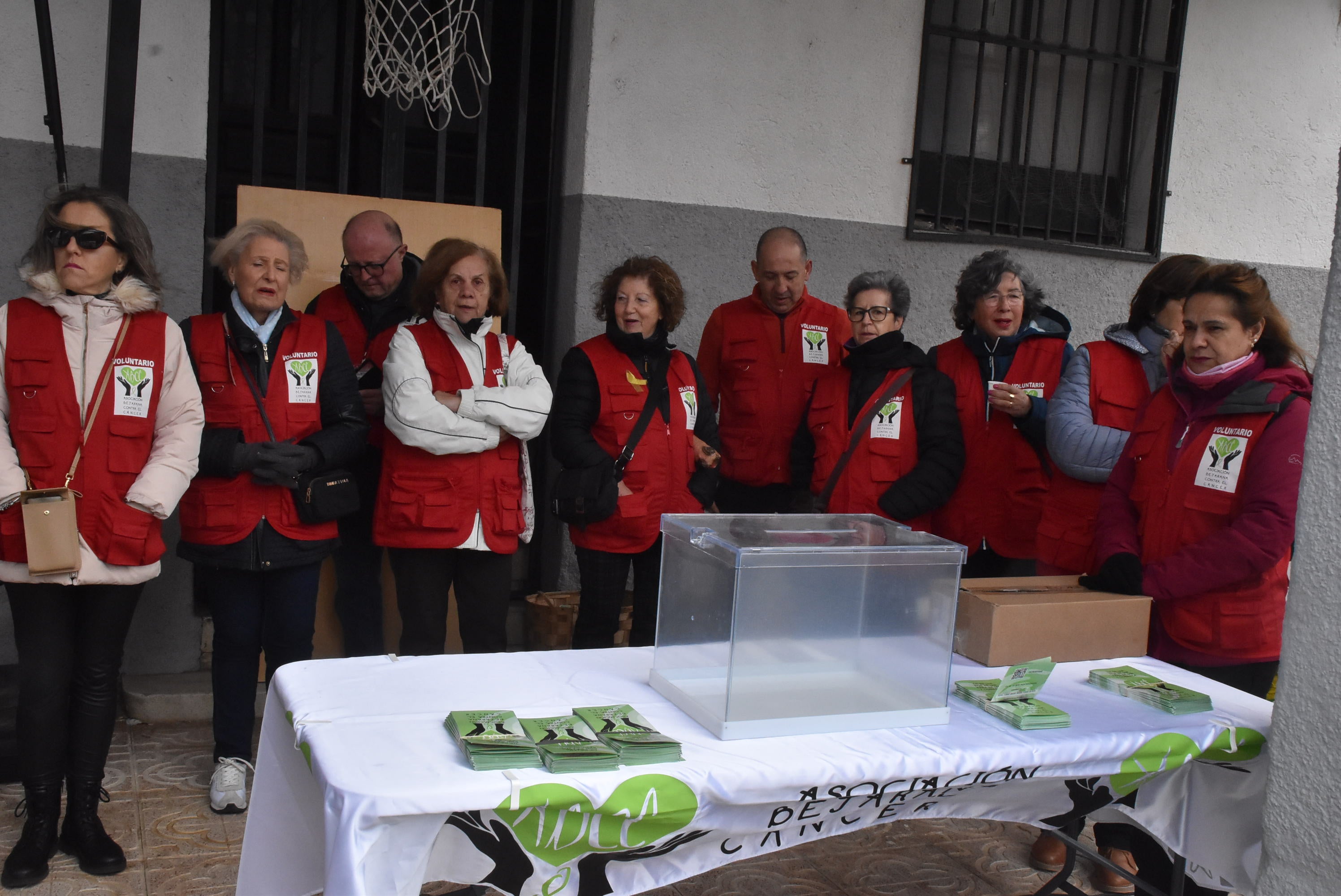 Ledrada une la tradición y la solidaridad en torno a su matanza