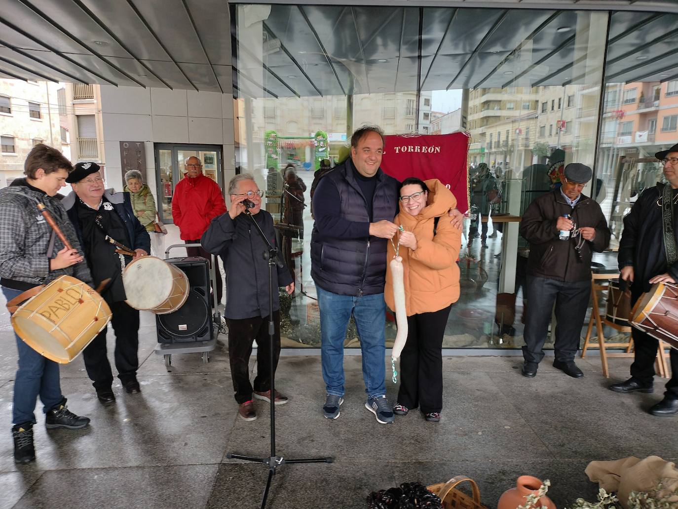 &quot;Cochino matado, invierno solucionado&quot;, Guijuelo despide su matanza típica 2024