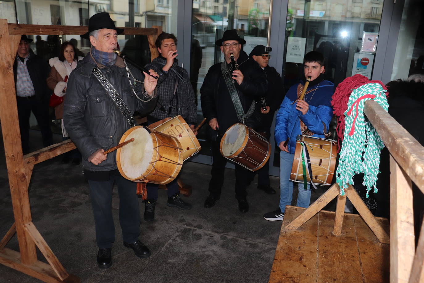 &quot;Cochino matado, invierno solucionado&quot;, Guijuelo despide su matanza típica 2024