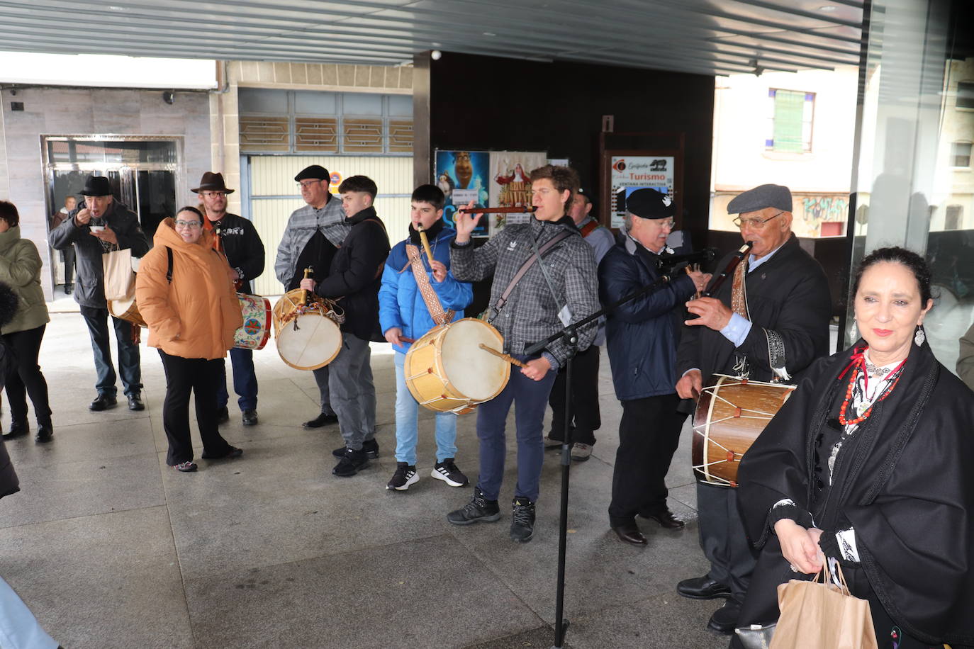 &quot;Cochino matado, invierno solucionado&quot;, Guijuelo despide su matanza típica 2024