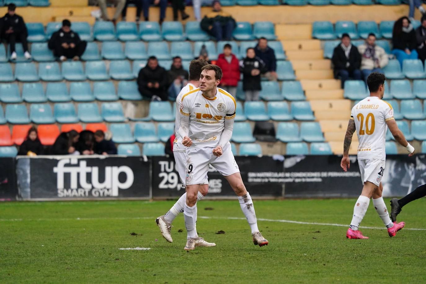 Las mejores imágenes de la victoria del Salamanca UDS frente al Atlético Bembibre