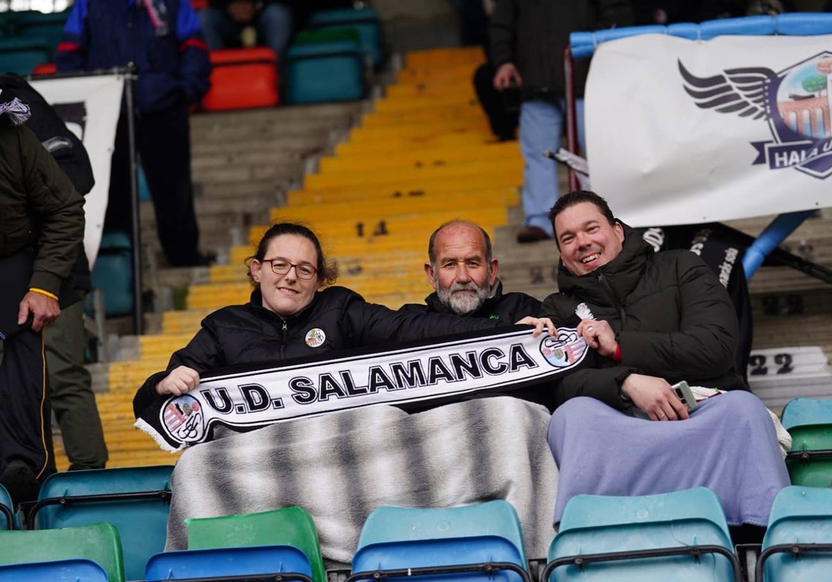 Búscate en la grada del Helmántico en el partido entre el Salamanca UDS y el Bembibre