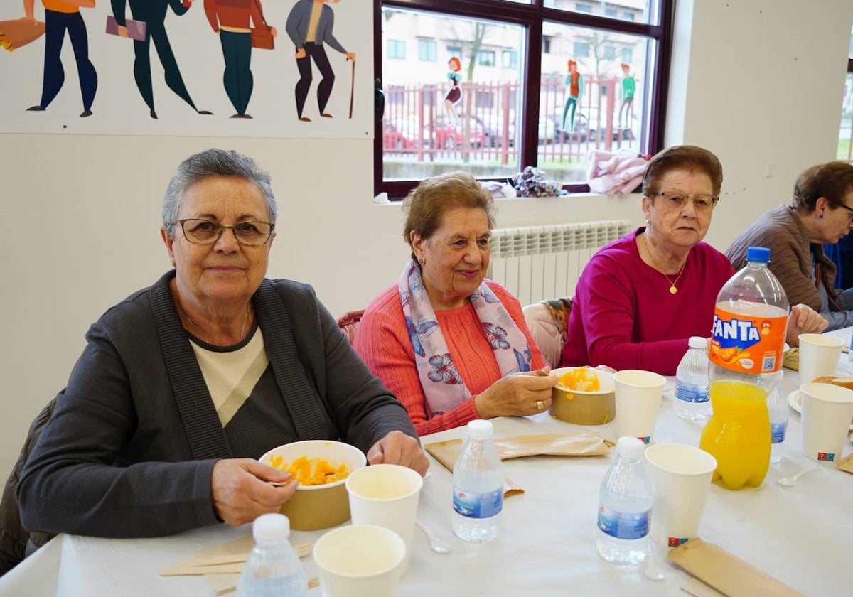 Platos típicos en Puente Ladrillo por la Semana Solidaria