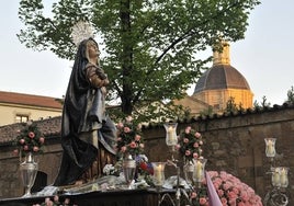 Imagen de la Dolorosa, a su salida de Las Úrsulas.