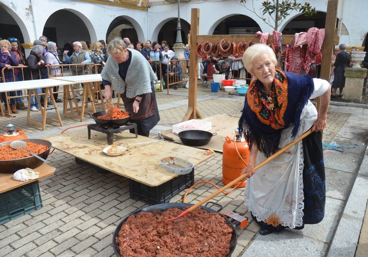 Preparación de la degustación en la feria del pasado año