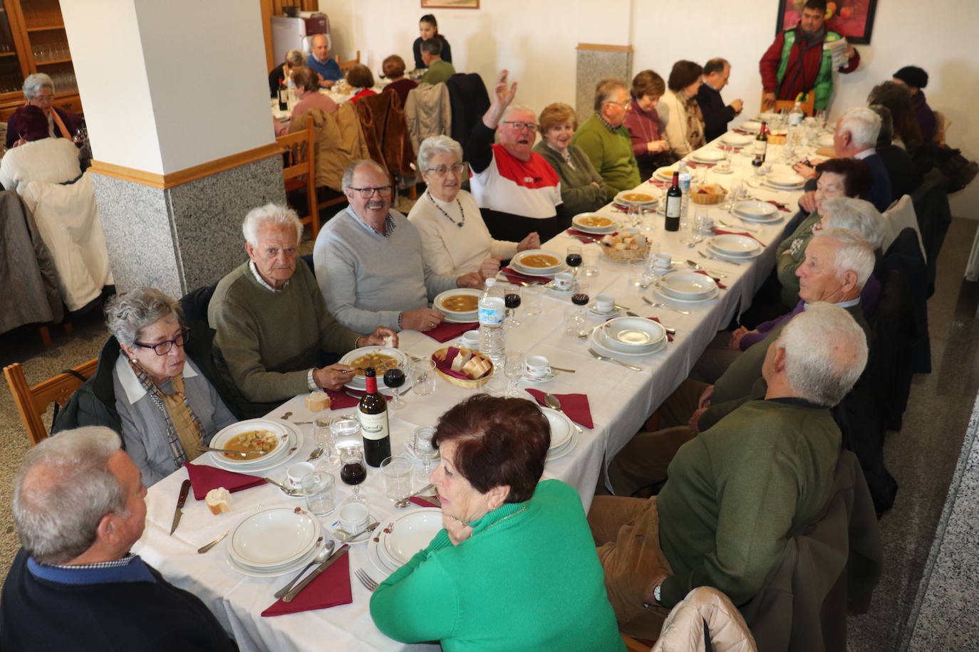Multitudinario encuentro para cumplir años en bisiesto
