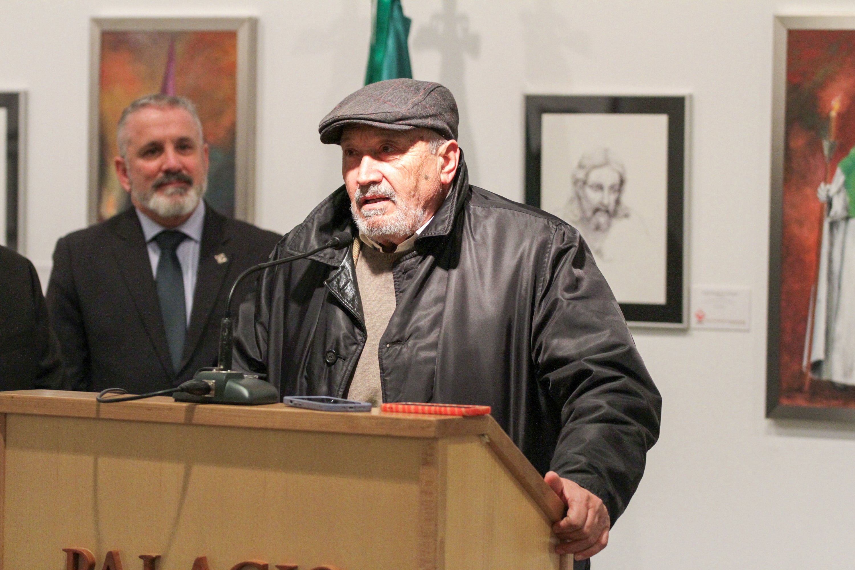 La Pasión salmantina reluce en el Palacio de Congresos con una muestra de Amable Diego