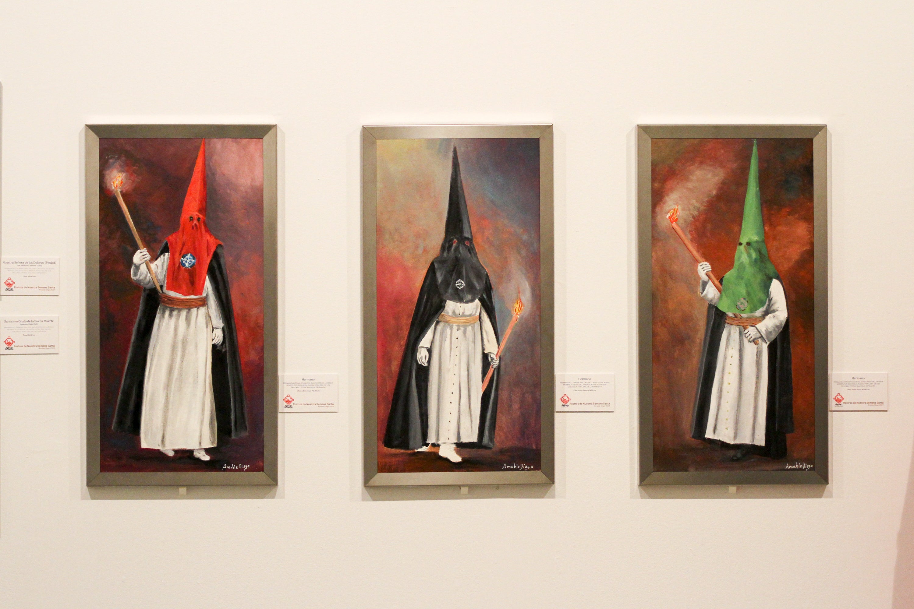 La Pasión salmantina reluce en el Palacio de Congresos con una muestra de Amable Diego