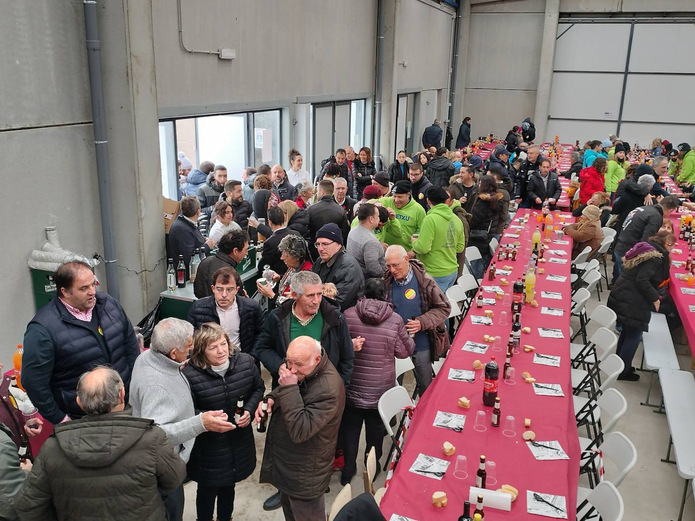 Berrocal de Salvatierra disfruta de su matanza contra viento y marea