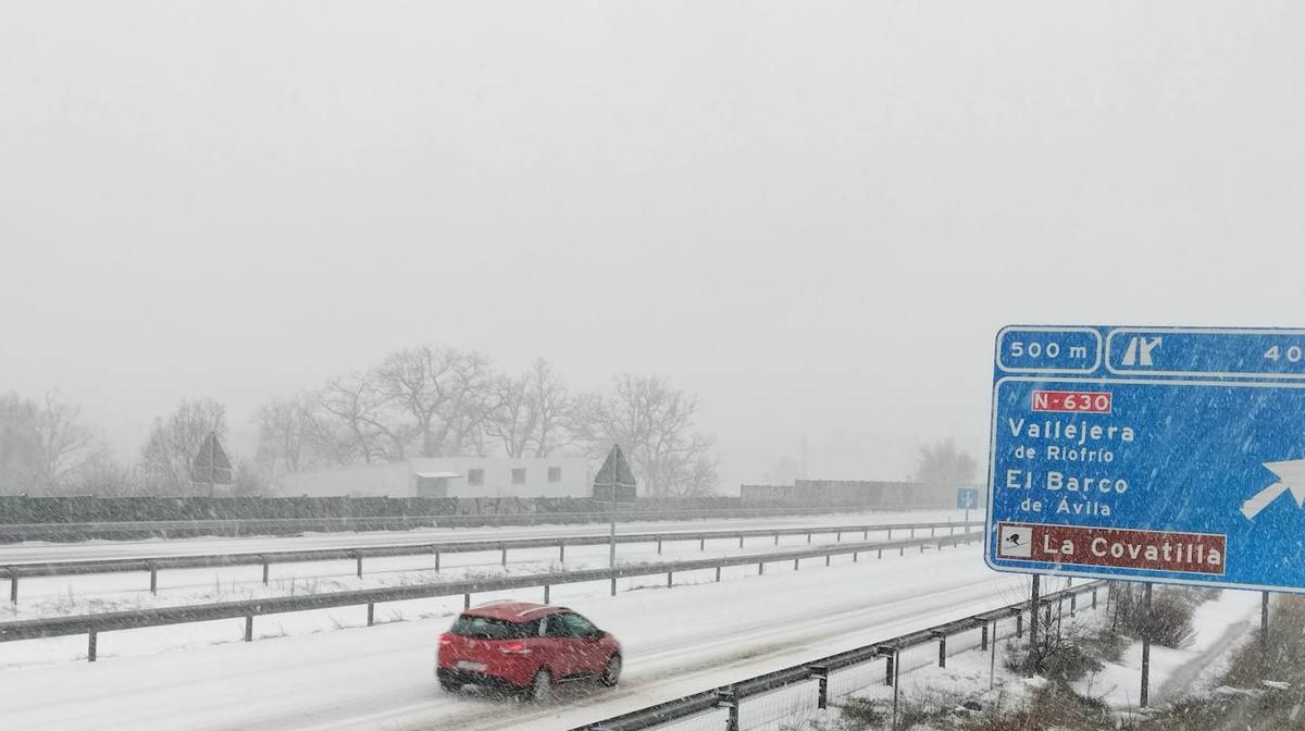 Cortada la A-66, desde Sorihuela a Vallejera de Riofrío