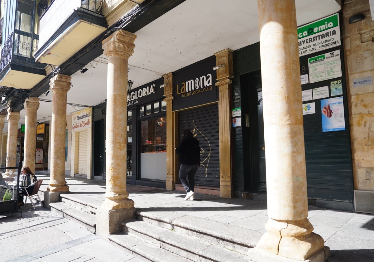 Los hechos tuvieron lugar en una conocida discoteca de la plaza del Corrillo.